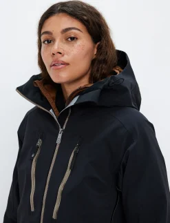 Pow 4.0 W Shell Jack - Black